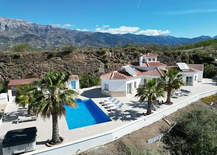 Pura Vista Arenas